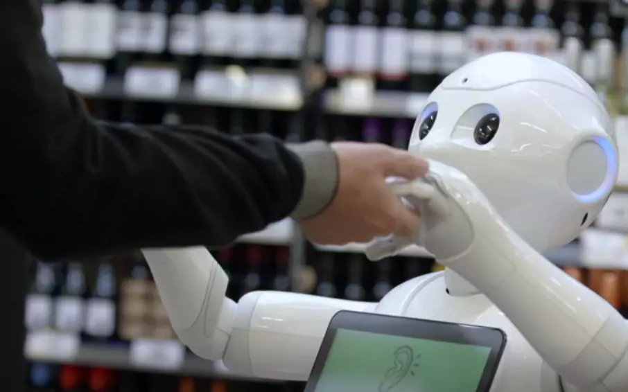 First Robot shop assistant in UK fired for incompetence
